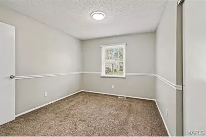 4057 Fox Island Drive, Florissant, MO 63034 - Photo 10