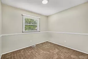 4057 Fox Island Dr, Florissant, MO 63034 - Photo 8