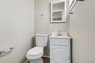 4057 Fox Island Dr, Florissant, MO 63034 - Photo 14
