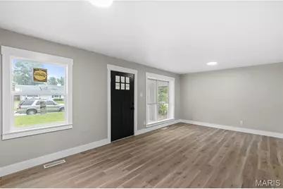 10 Belmont Drive, Saint Peters, MO 63376 - Photo 4