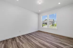 210 Kerry Downs Dr, Dardenne Prairie, MO 63368 - Photo 12