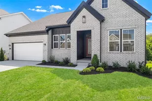 210 Kerry Downs Dr, Dardenne Prairie, MO 63368 - Photo 2