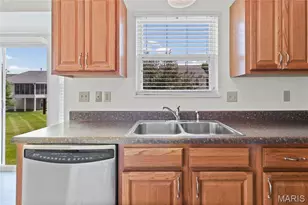 226 Stone Run Blvd, Wentzville, MO 63385 - Photo 8