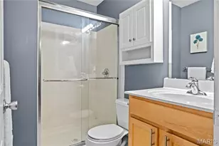 1115 Shadowoak Dr, Ballwin, MO 63021 - Photo 14