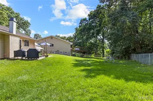 1115 Shadowoak Dr, Ballwin, MO 63021 - Photo 32