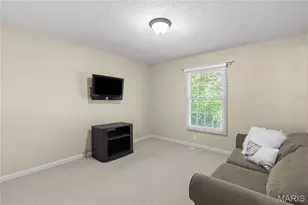 1404 Devonshire County Dr, Wentzville, MO 63385 - Photo 16