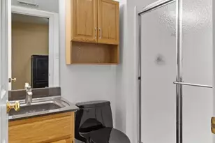 1404 Devonshire County Dr, Wentzville, MO 63385 - Photo 24