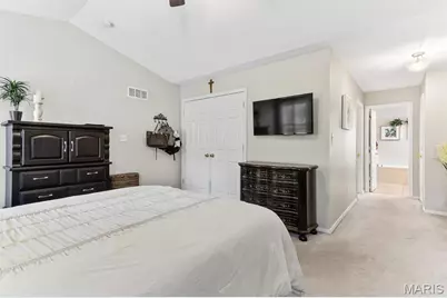 3221 Kingsridge Manor Drive, Oakville, MO 63129 - Photo 28