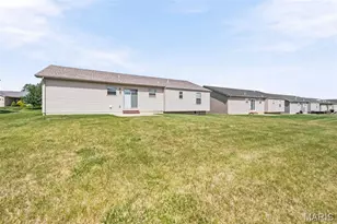 471 Honeysuckle Creek Dr, Wentzville, MO 63385 - Photo 24