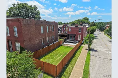 1810 Utah Street, Saint Louis, MO 63118 - Photo 1