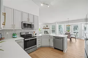 8003 Knights Crossing Dr, O'Fallon, MO 63368 - Photo 18
