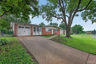 1360 Arlington Dr, Florissant, MO 63033 - Photo 8