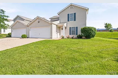 227 New Richmond Drive, Wentzville, MO 63385 - Photo 2