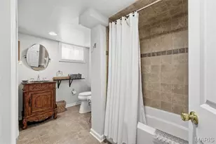 36 Southridge Ct, Glendale, MO 63122 - Photo 32