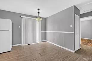 1325 Estes Dr, Florissant, MO 63031 - Photo 12