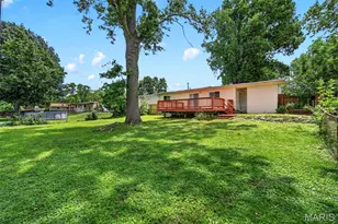 1325 Estes Dr, Florissant, MO 63031 - Photo 6