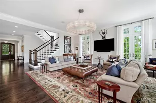 8300 Kingsbury Blvd, Clayton, MO 63105 - Photo 16