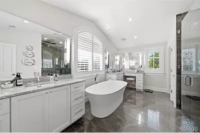 8300 Kingsbury Boulevard, Clayton, MO 63105 - Photo 30
