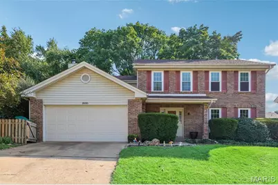 800 Eaglebrooke Drive, Ballwin, MO 63021 - Photo 2