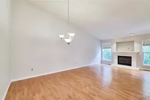 215 Cordovan Commons Pkwy, Chesterfield, MO 63017 - Photo 16
