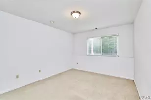 215 Cordovan Commons Pkwy, Chesterfield, MO 63017 - Photo 20