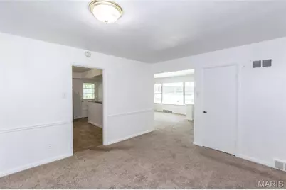 3 Creekside Lane, Creve Coeur, MO 63141 - Photo 8