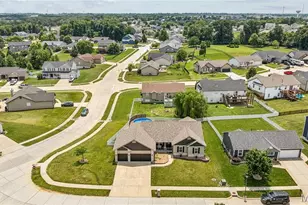 800 Mule Creek Dr, Wentzville, MO 63385 - Photo 4