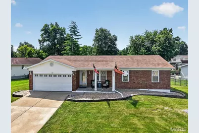 108 Sunny Hill Boulevard, Saint Peters, MO 63376 - Photo 1