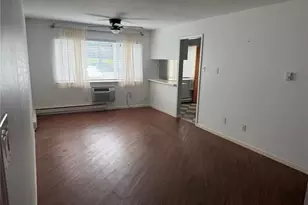 7305 Sieloff Dr, Hazelwood, MO 63042 - Photo 2