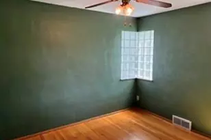5444 Sunshine Dr, Saint Louis, MO 63109 - Photo 8