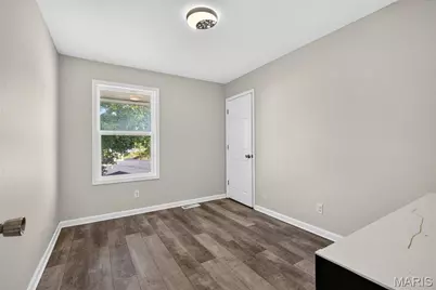 906 Forest Avenue, Valley Park, MO 63088 - Photo 22