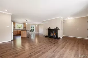 4970 Fernhill Dr, Saint Louis, MO 63128 - Photo 4