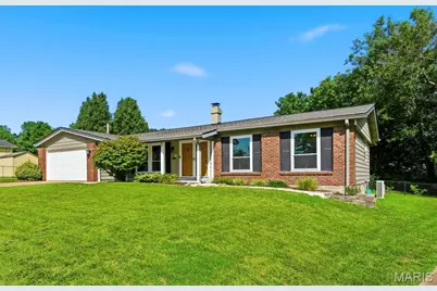4970 Fernhill Drive, Saint Louis, MO 63128 - Photo 2