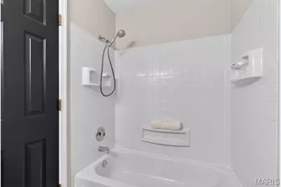2331 Kratky Road #E, Saint Louis, MO 63114 - Photo 10
