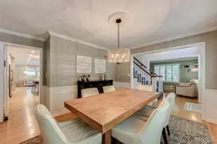 420 Woodview Manor Ln, Kirkwood, MO 63122 - Photo 8