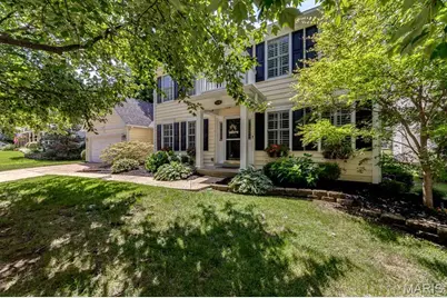420 Woodview Manor Lane, Kirkwood, MO 63122 - Photo 2