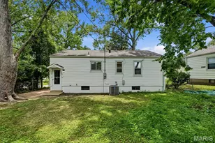 9201 Guthrie Ave, Woodson Terrace, MO 63134 - Photo 24