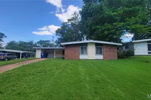 340 Holiday Hill Dr, Florissant, MO 63033 - Photo 1