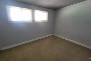 340 Holiday Hill Dr, Florissant, MO 63033 - Photo 8
