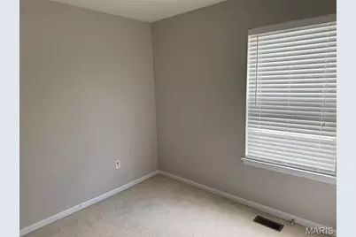 155 Roxbury Drive, O'Fallon, MO 63366 - Photo 8