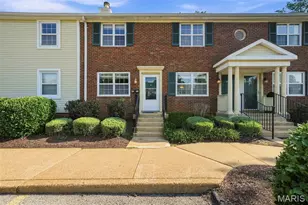 8907 Wrenwood Ln, Brentwood, MO 63144 - Photo 2