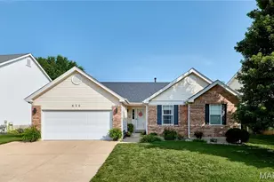 819 Spring Crest Dr, Fenton, MO 63026 - Photo 1