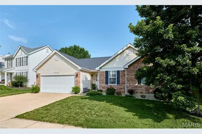 819 Spring Crest Drive, Fenton, MO 63026 - Photo 2