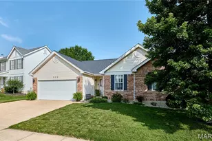 819 Spring Crest Dr, Fenton, MO 63026 - Photo 2
