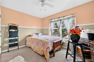 17 Kingspointe Ct, Saint Peters, MO 63376 - Photo 8