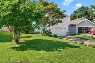 17 Kingspointe Ct, Saint Peters, MO 63376 - Photo 4