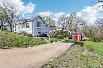 700 Lovett Street, De Soto, MO 63020 - Photo 2