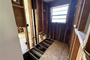 10357 Prince Dr, Saint Louis, MO 63136 - Photo 10