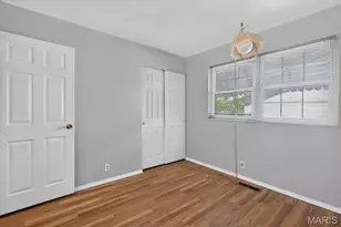 3041 Wintergreen Dr, Florissant, MO 63033 - Photo 18