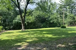 3041 Wintergreen Dr, Florissant, MO 63033 - Photo 2